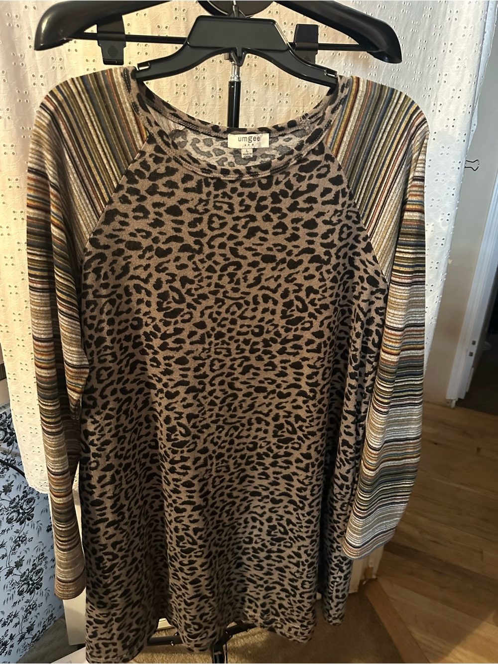 Umgee Brown Leopard Print Midi Dress with Multistripe Raglan Sleeves